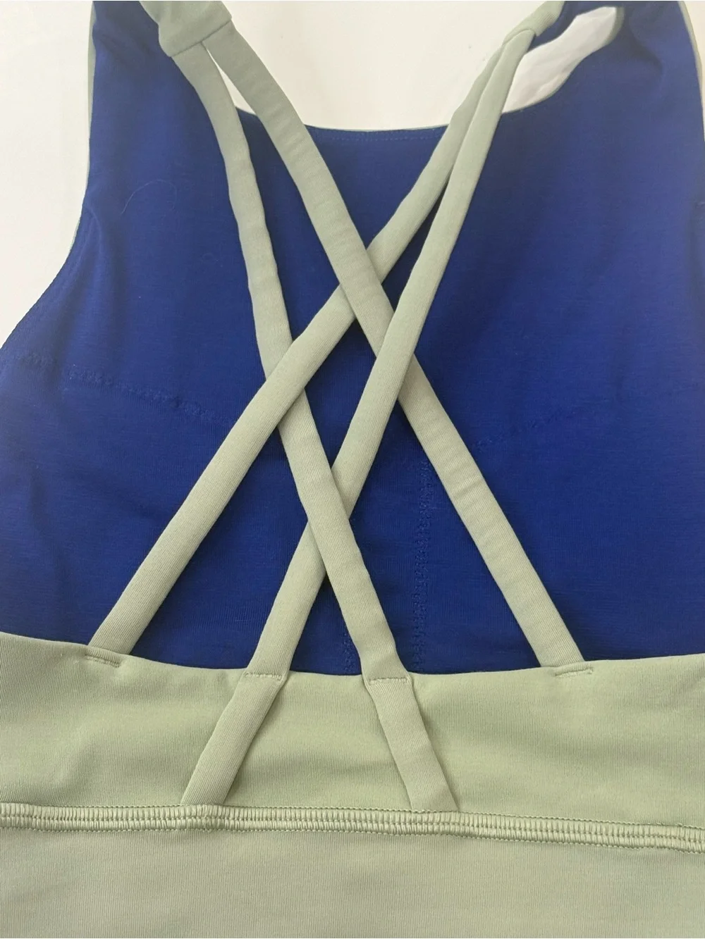 lululemon energy high neck Sports Bra Sage Green Medium Support Size 4